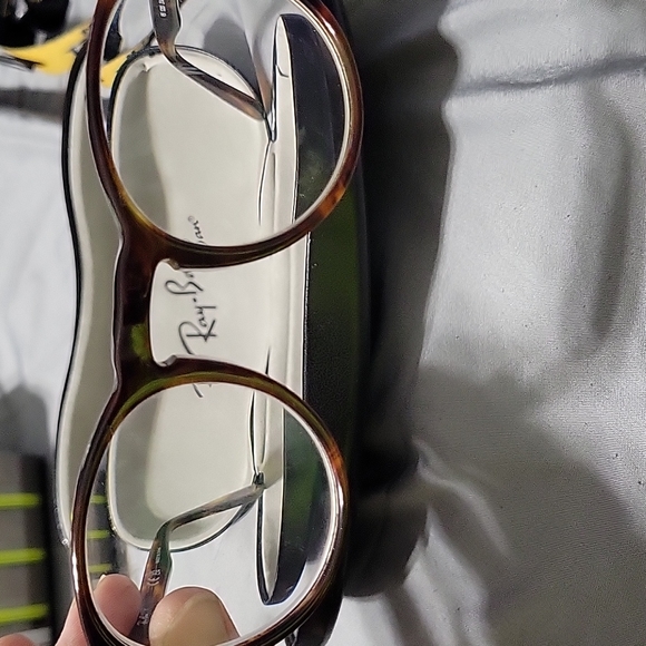 Ray Ban glasses - Picture 3 of 4